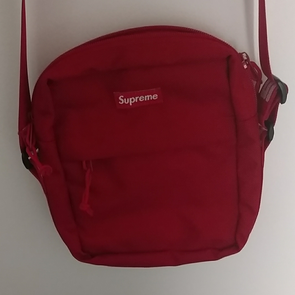 Supreme Cross Body